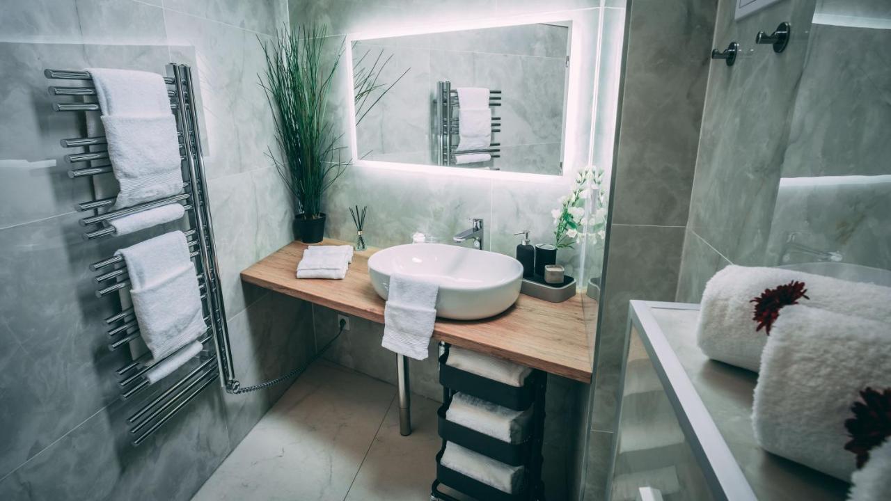 Luxury Oasis, Sauna, Ac And Free Parking Brno Zewnętrze zdjęcie